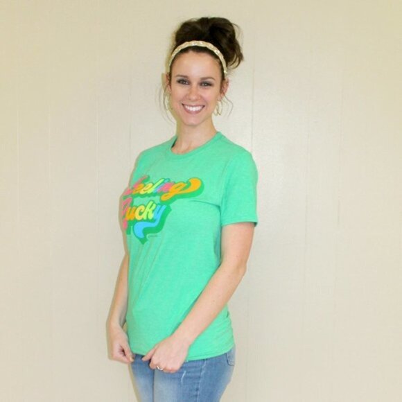 Feeling Lucky Green Graphic Rainbow T-Shirt Tee Sm - Picture 3 of 6